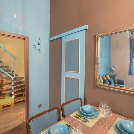 Koczos Apartment *